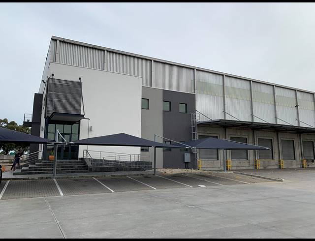 10,548M² FACTORY TO LET IN PAROW INDUSTRIAL